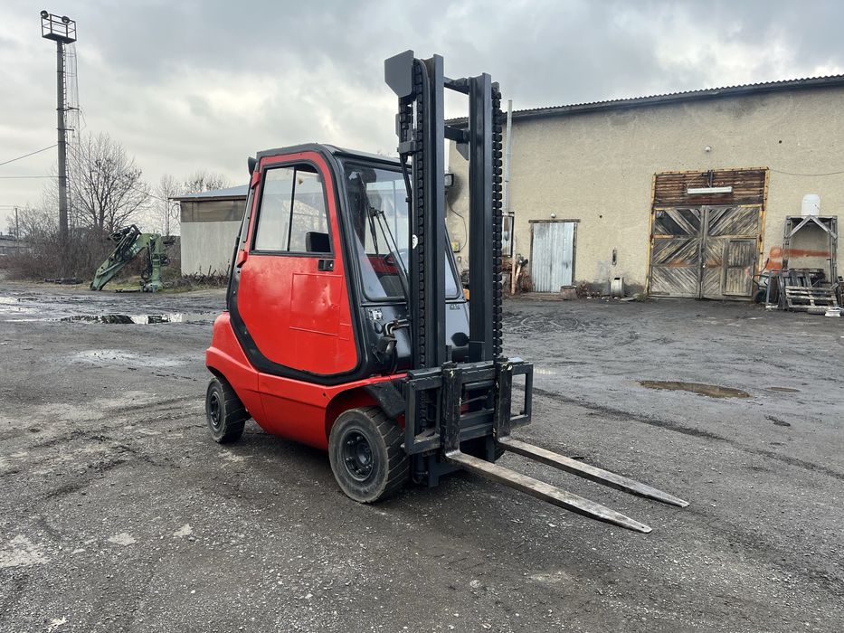 Вилочний навантажувач linde H20D