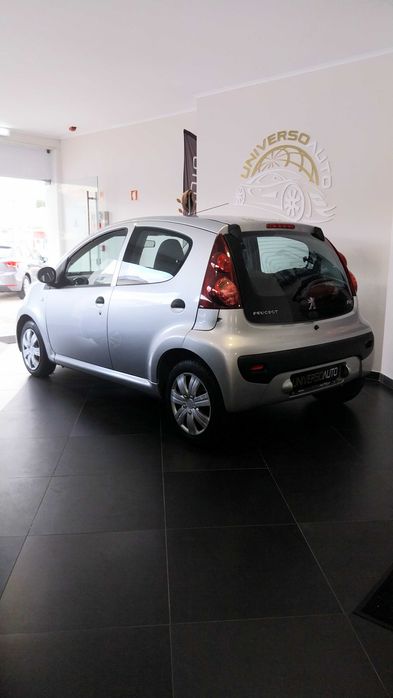 Peugeot 107 1.0 Access | Nacional | 64 mil kms