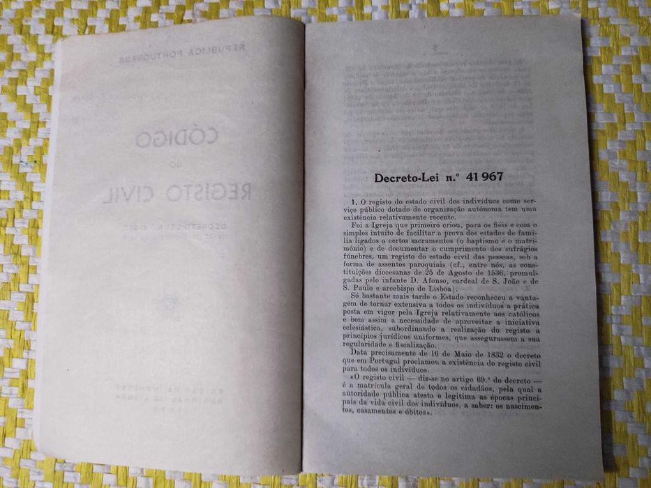 Código do Registo Civil 1958 - República Portuguesa