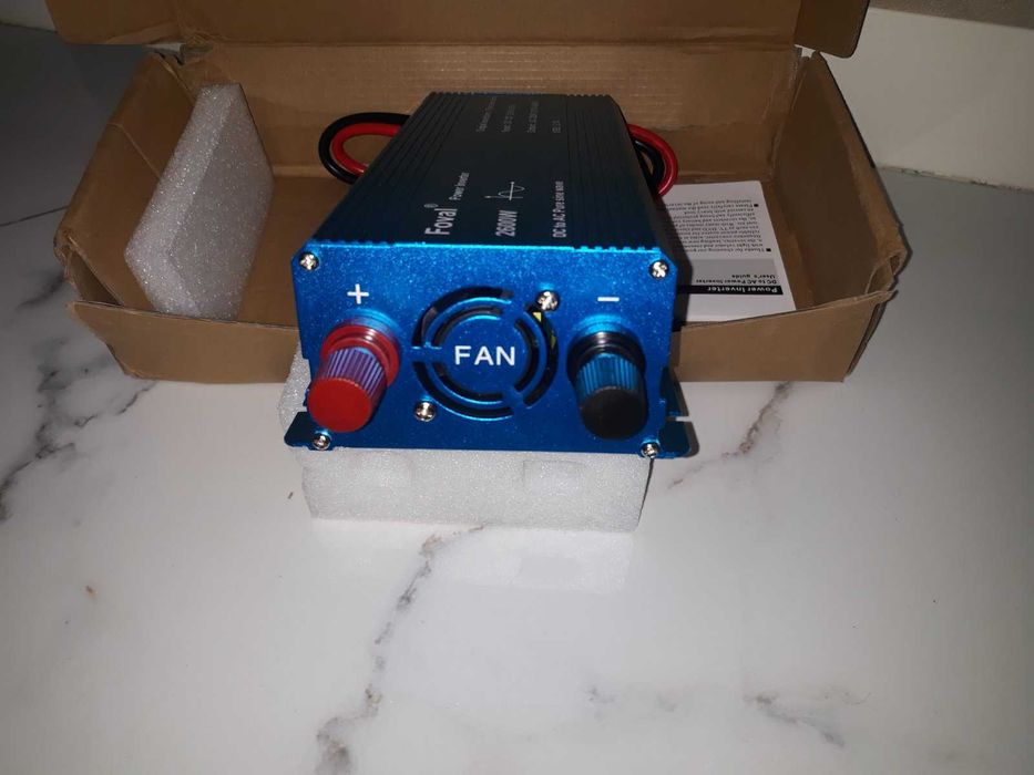 Чиста синусоїда. Інвертор 2600 Вт. Світлодіодний вольтметр.