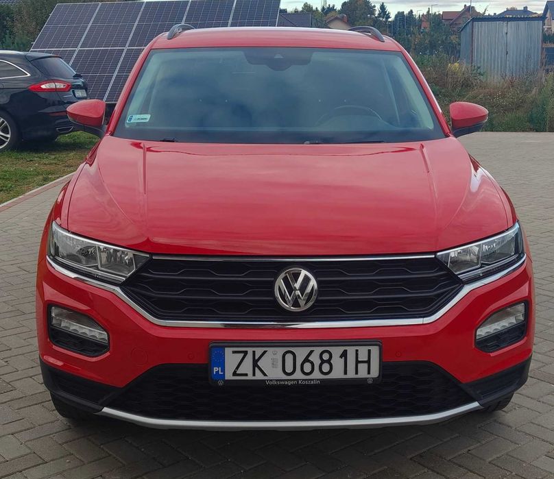 VW T-Roc 2020 czerwony