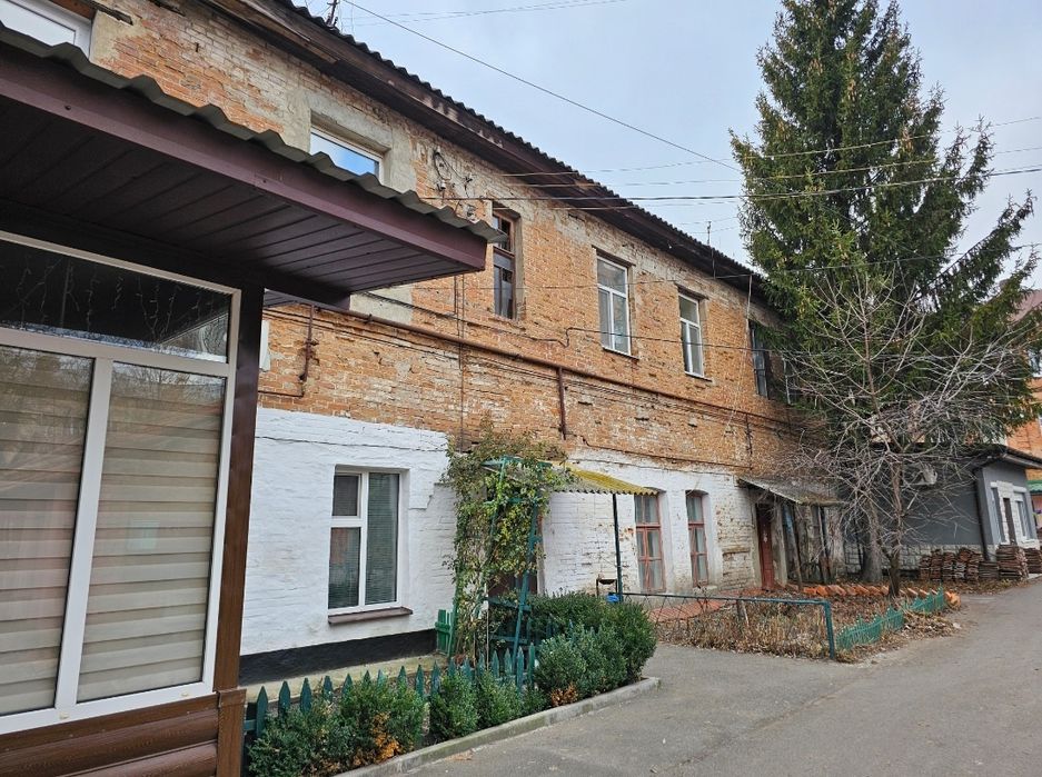 Продаж 2х.кімнатної квартири.Центр.