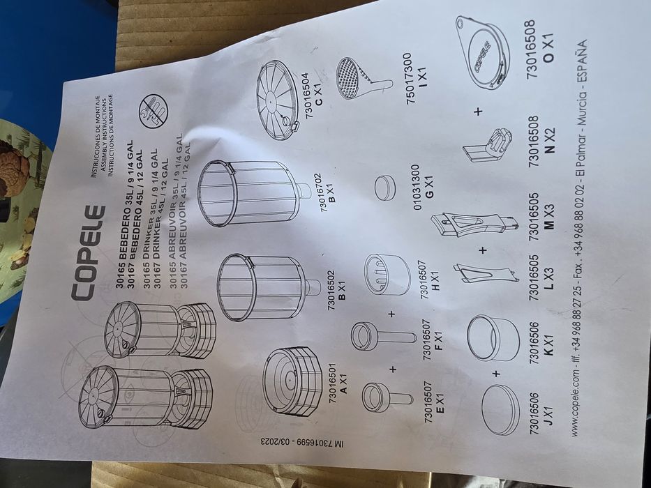 Sprzedam poidła dla kurcząt i drobiu, pojemności 30 litrów zakręcane l