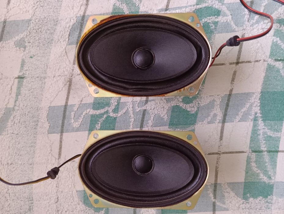 Динаміки телевізора 8 Ом