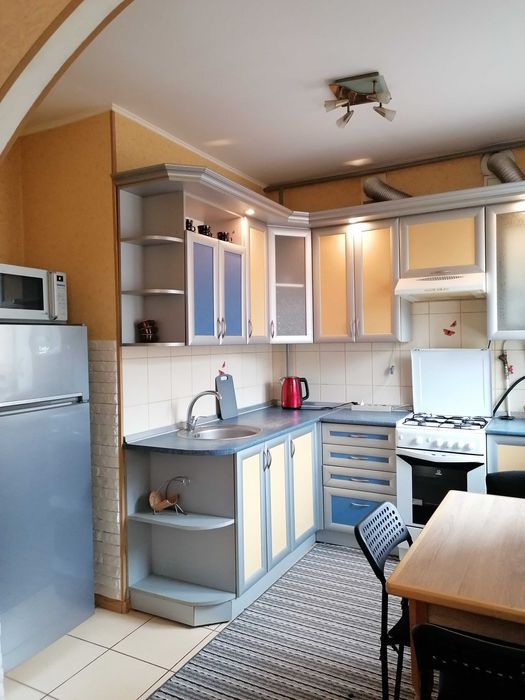 Уютная 2-х комнатная квартира-студия в центре.