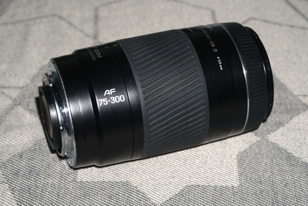 Minolta AF 35-105mm + 70-210mm = Sony