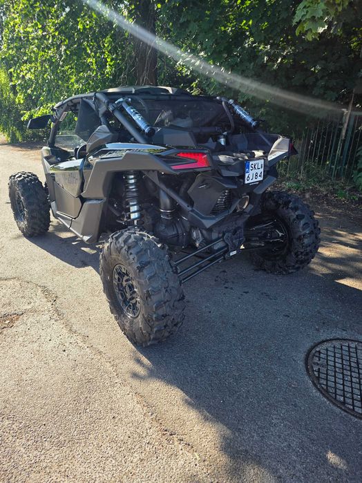 Can-Am Maveric x3