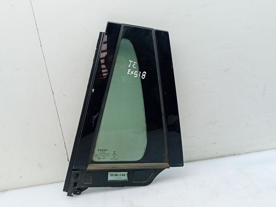 Vidro triangular da porta trás esquerdo VOLVO V60 II Cross Country (22