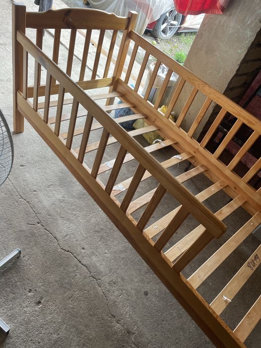 Кровать односпальная дерево детская