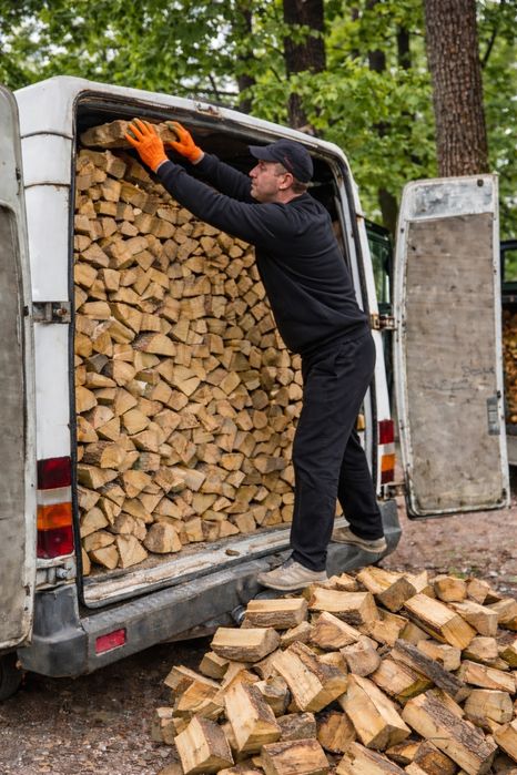 Якісні Дрова твердих порід оптом і в роздріб складені  30-75 см.
