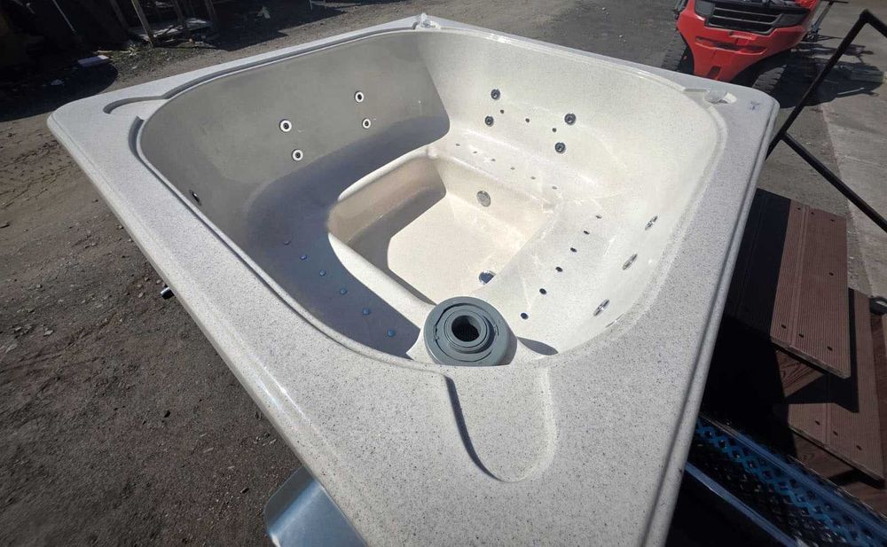 Mobilna Balia Jacuzzi Hot Tub Euroline Relaks Premium