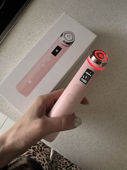 Medicube AGE-R Booster Pro