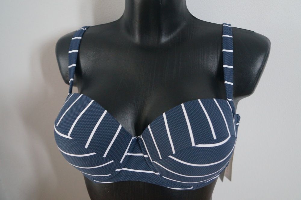 Esprit góra od stroju kąpielowe 85C