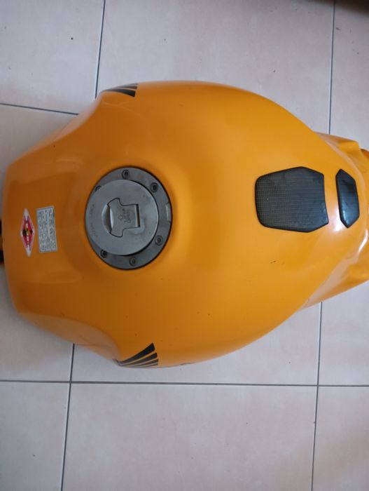 Depósito cbr929rr