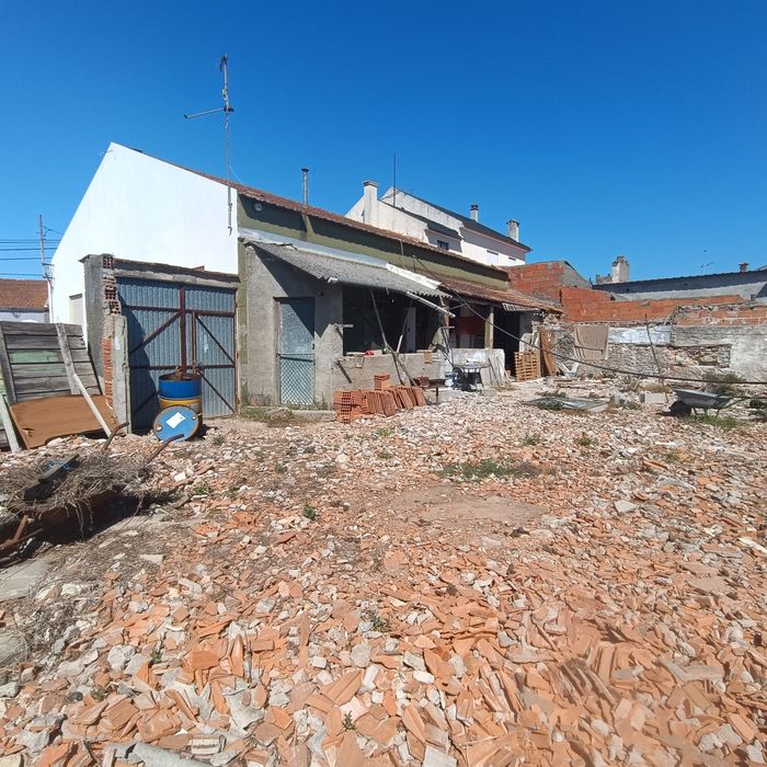 Moradia t3 +1 com terreno