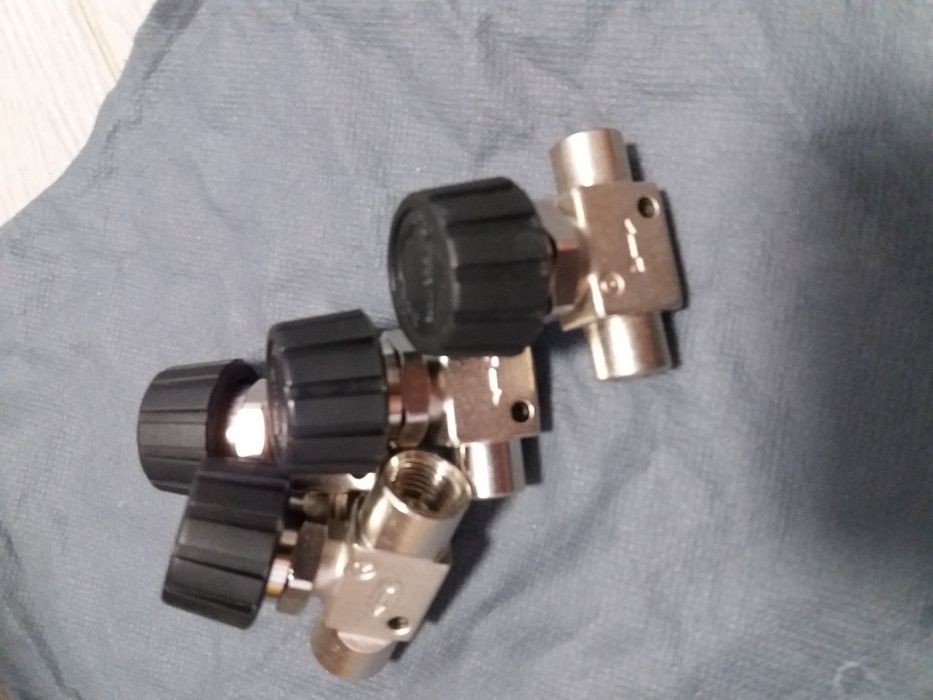 Вентиль воздушный 1/8" ГГ 1/2" ГШ camozzi