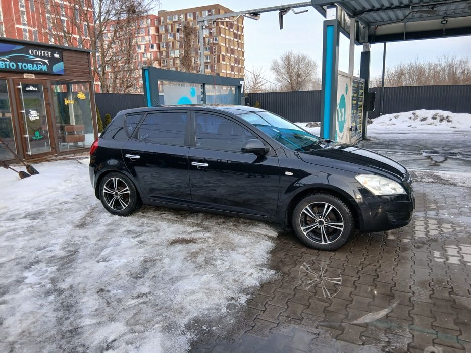 Kia ceed 1.4 2007рік