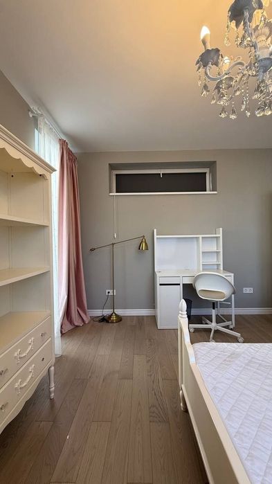 Продаж котеджу з терасою в с.Липники