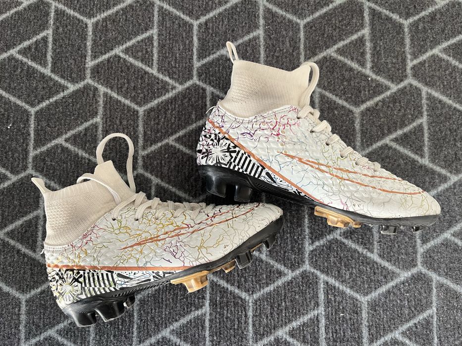 Chuteiras botas futebol criança Nike