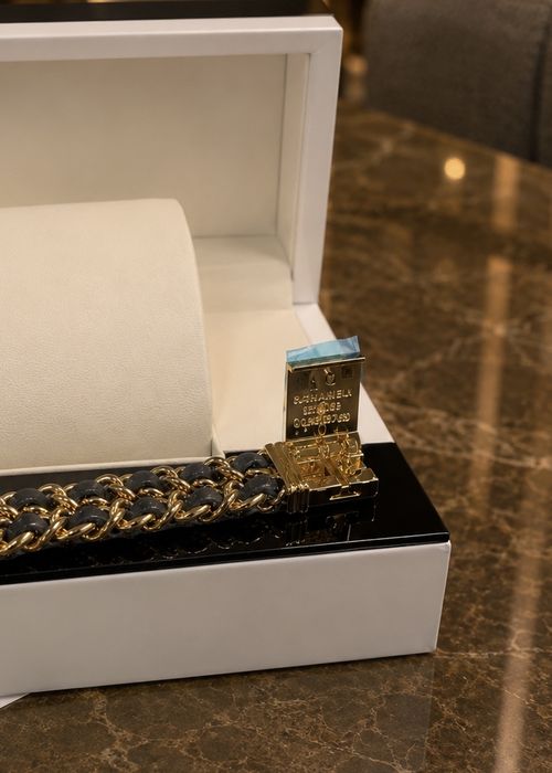 Жіночий годинник у стилі Chanel Première