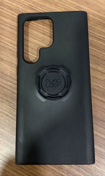 Capa telemovel Quad lock .