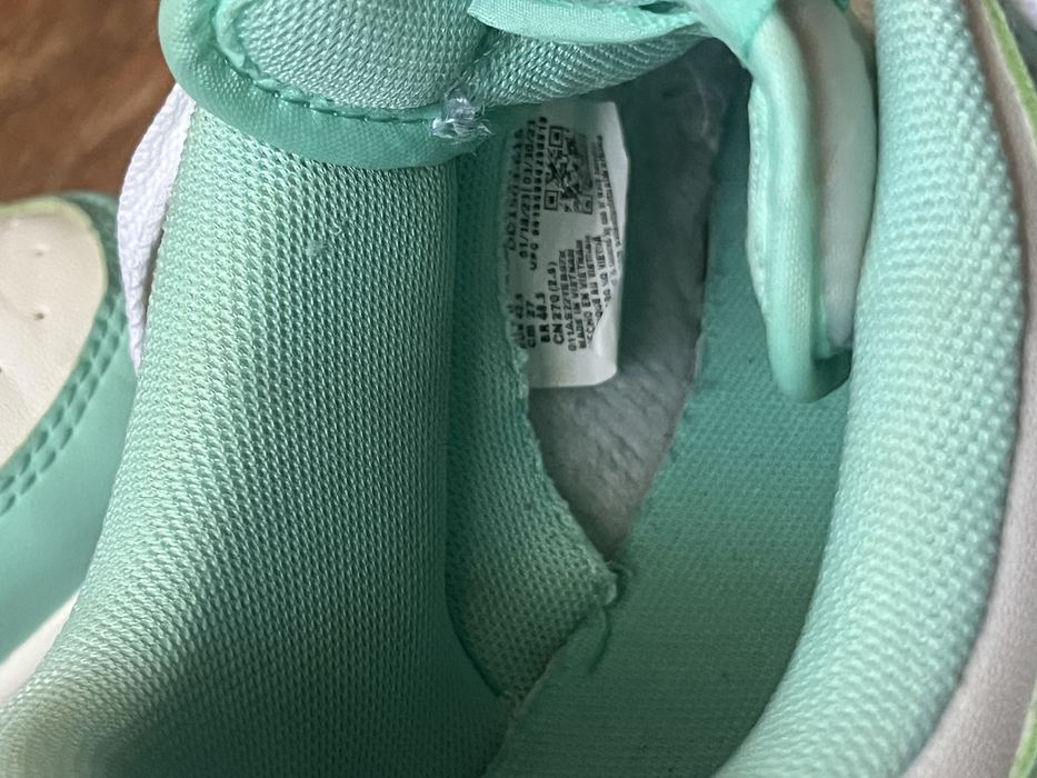 Кроссовки  nike