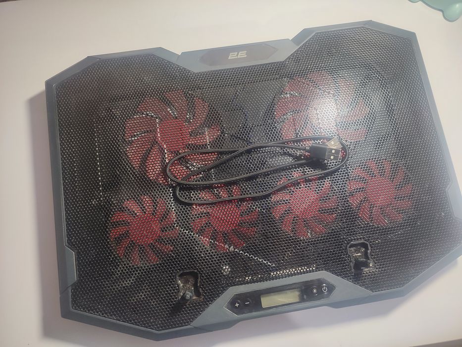 Охолоджуюча підставка для ноутбука 2E Gaming