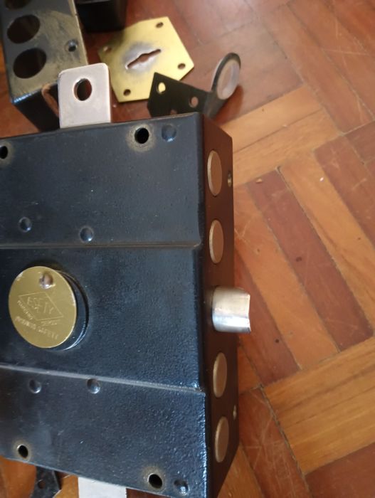 Fechadura Blindada Porta exterior - Anti Gazua*