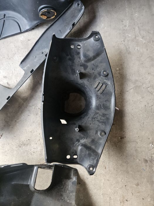 Plastiki Keeway Hurricane 50 podłoga, kokpit, pług, blotnik