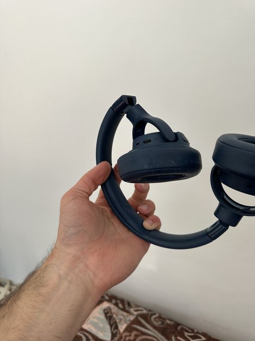 Навушники JBL 720 BT