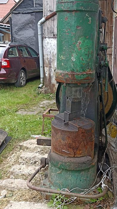 Ковальський пневматичний молот моделі МВ4127