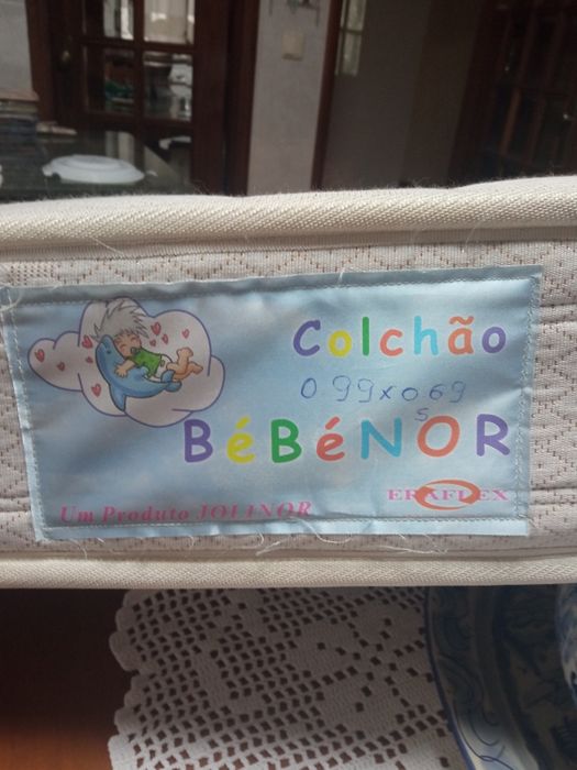 Colchão cama criança.