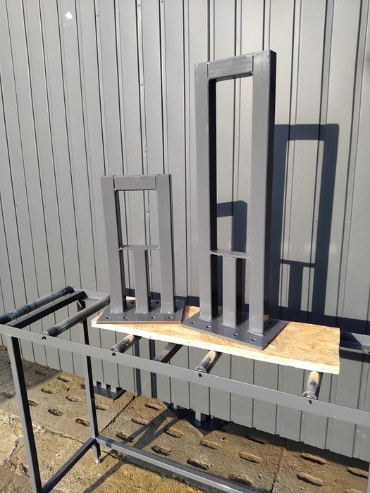 Schody półkowe wspornikowe wiszące NA WYMIAR