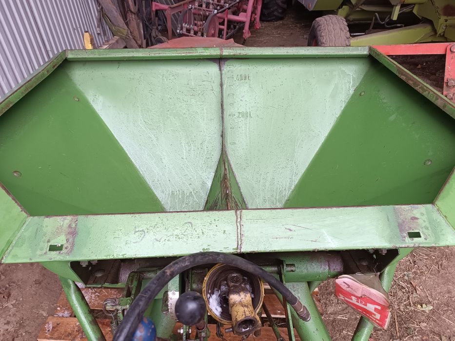 Rozsiewacz nawozu Amazone zaf 603