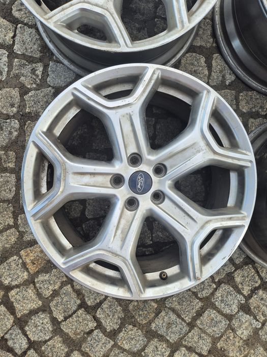 Oryginalne felgi 19 5x108 Ford.