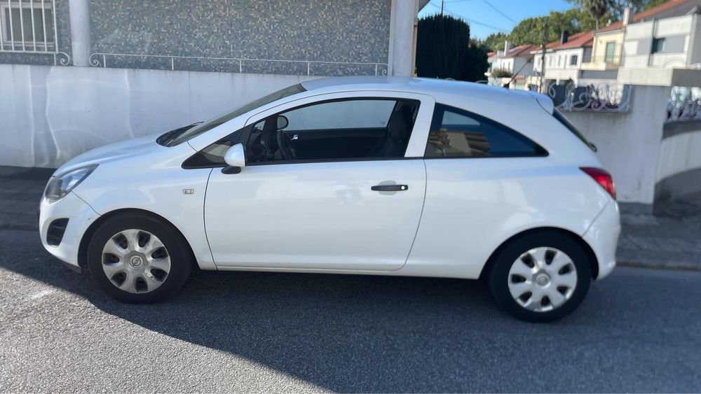 Opel corsa 1.3 cdti comercial