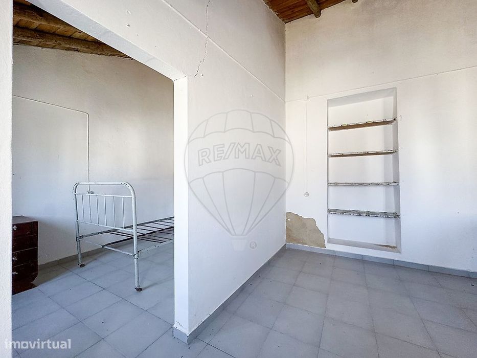 Moradia T2 para venda
