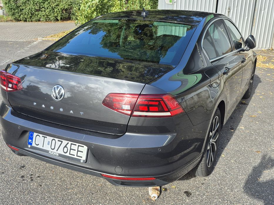 PASSAT B8,2.0 Biznes,190km,automat,led,common rail.
