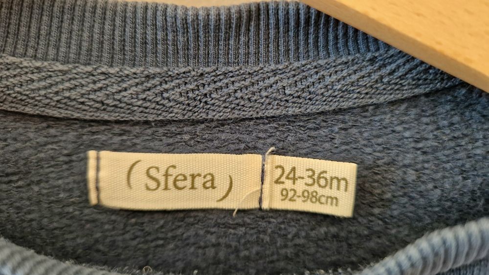 2 swearshirts camisolas Sfera e C&A 98cm 2 anos roupa criança bebé