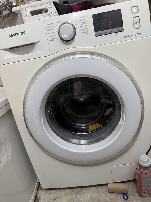 Продам пральну машинку Samsung
