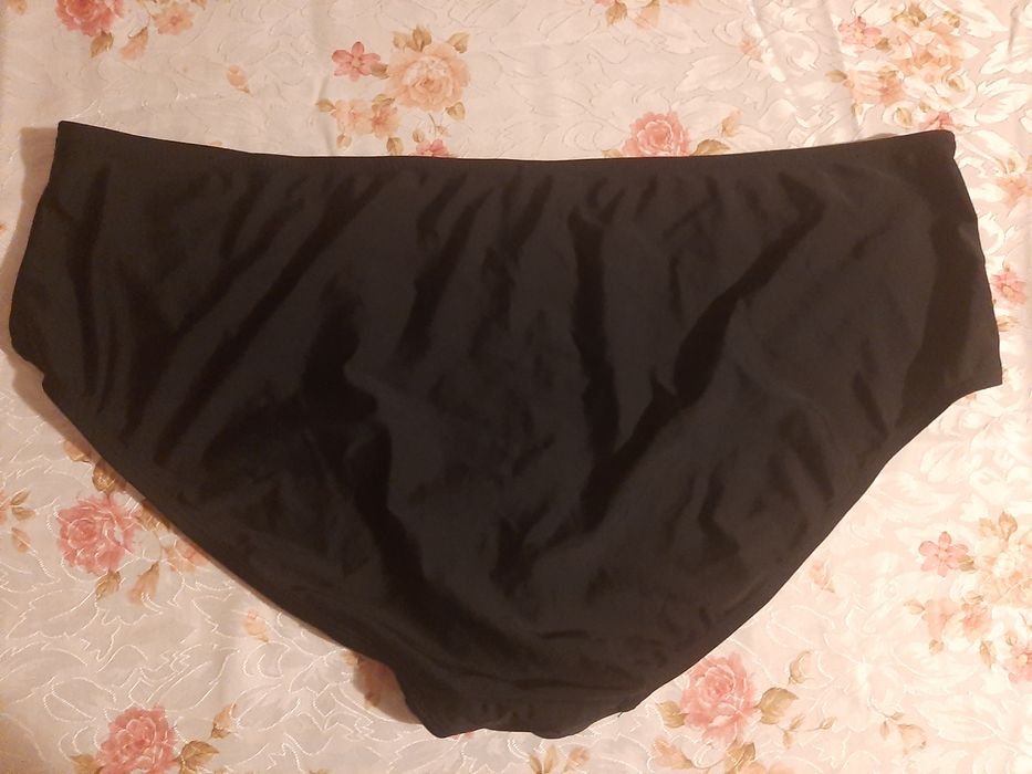 Dół od stroju kąpielowego r.52 Bonprix czarny