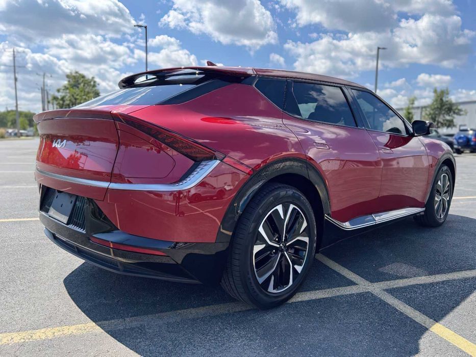 Kia EV6      2022