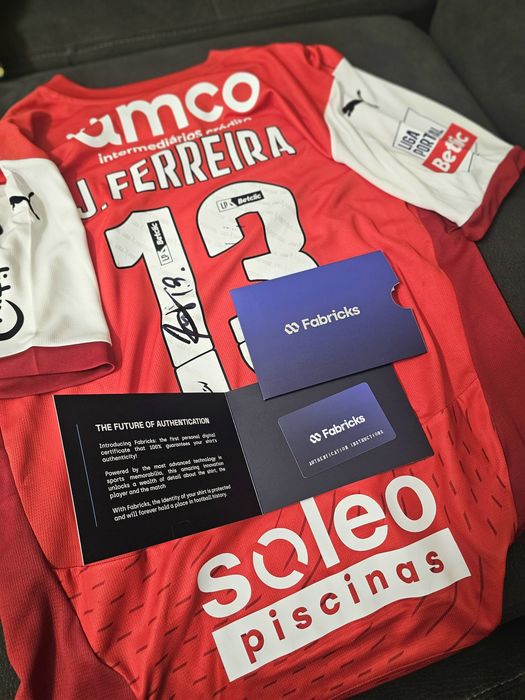 SC. Braga Camisola oficial Joao Ferreira 13# usada e assinada - CERTIF