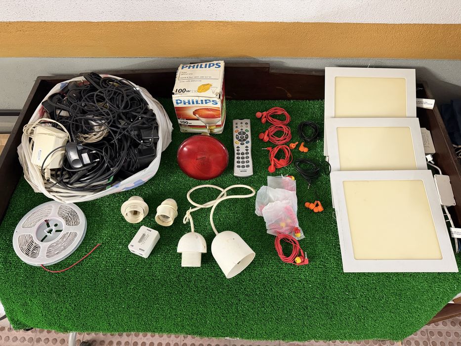 Conjunto material eletrico