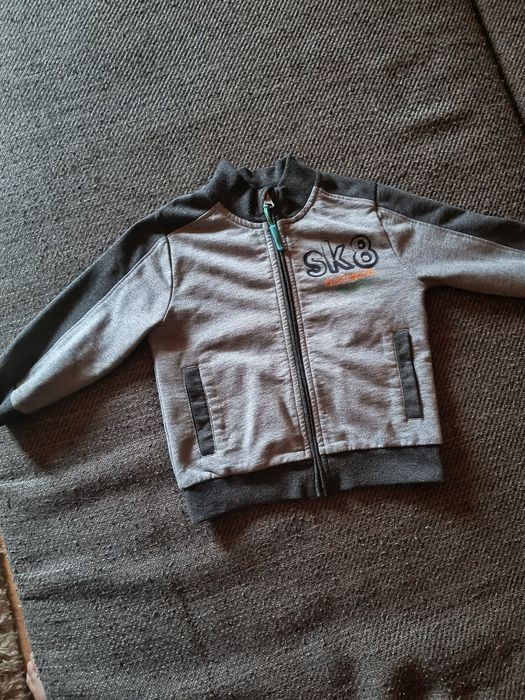 Sprzedam bluzkę rozmiar 86.