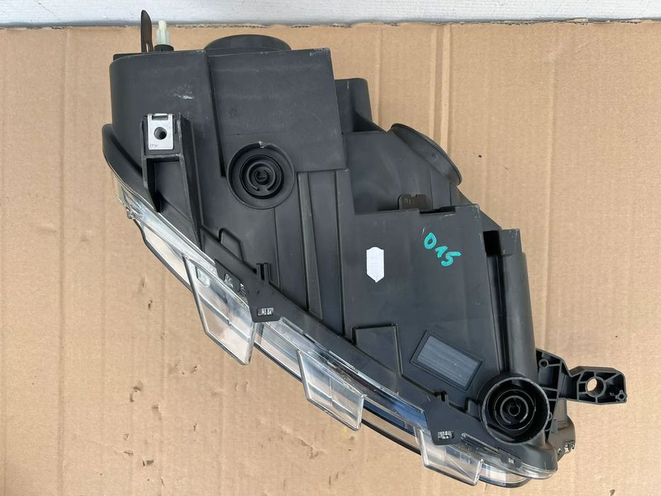 Citroen C4 Cactus lift 2017-> lampa lewy przód przednia 9821349780