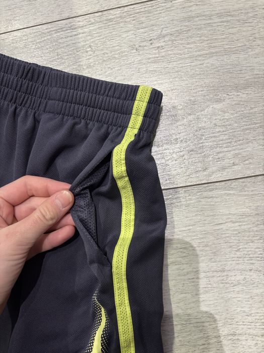 Chłopięce spodenki nike 146 152