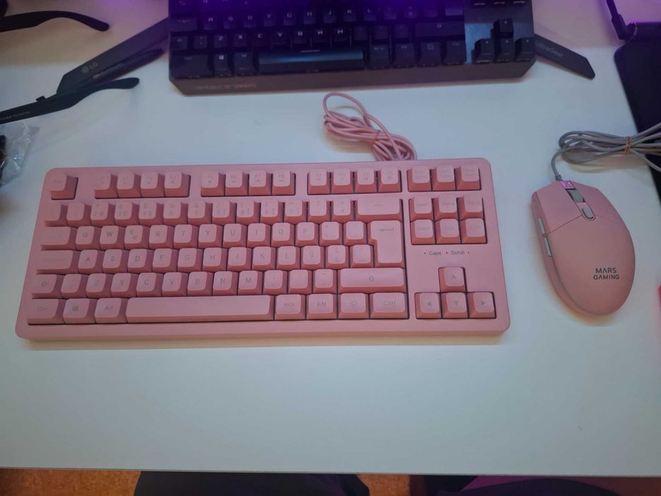 Conjunto Rato teclado Mars Layout PT