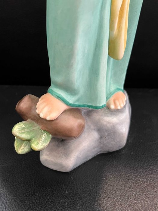 Mãe com Menino colo Biscuit Vista Alegre