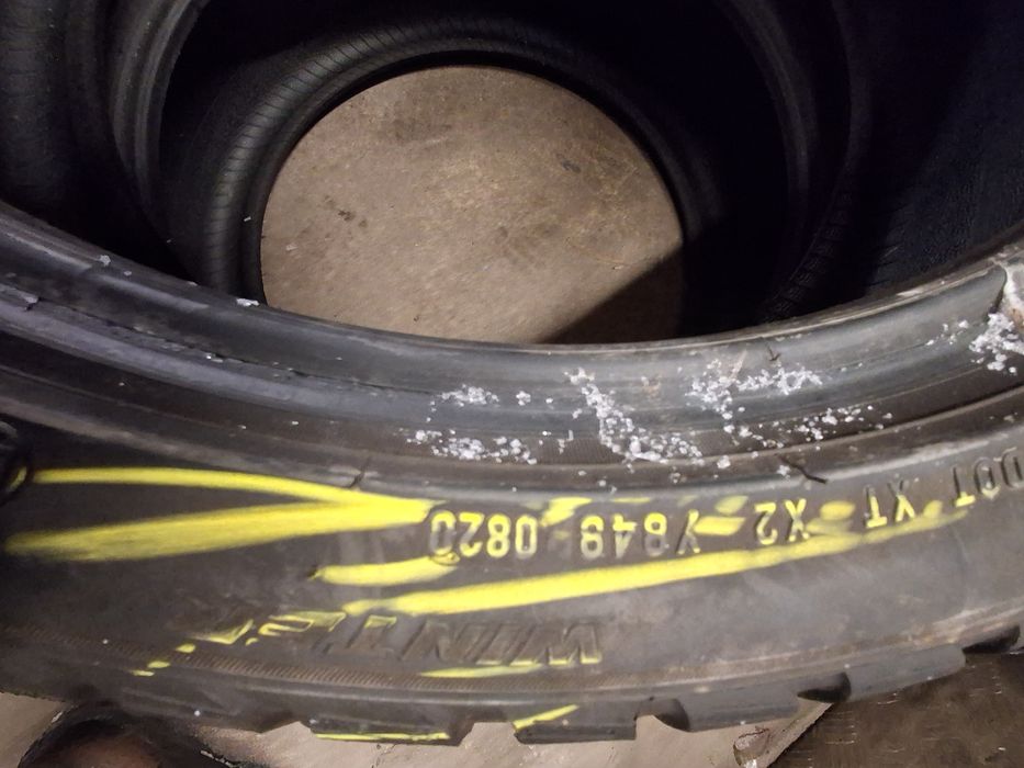Cena za 2 sztuki wysyłka opony zimowe 225/40r19 93H Pirelli